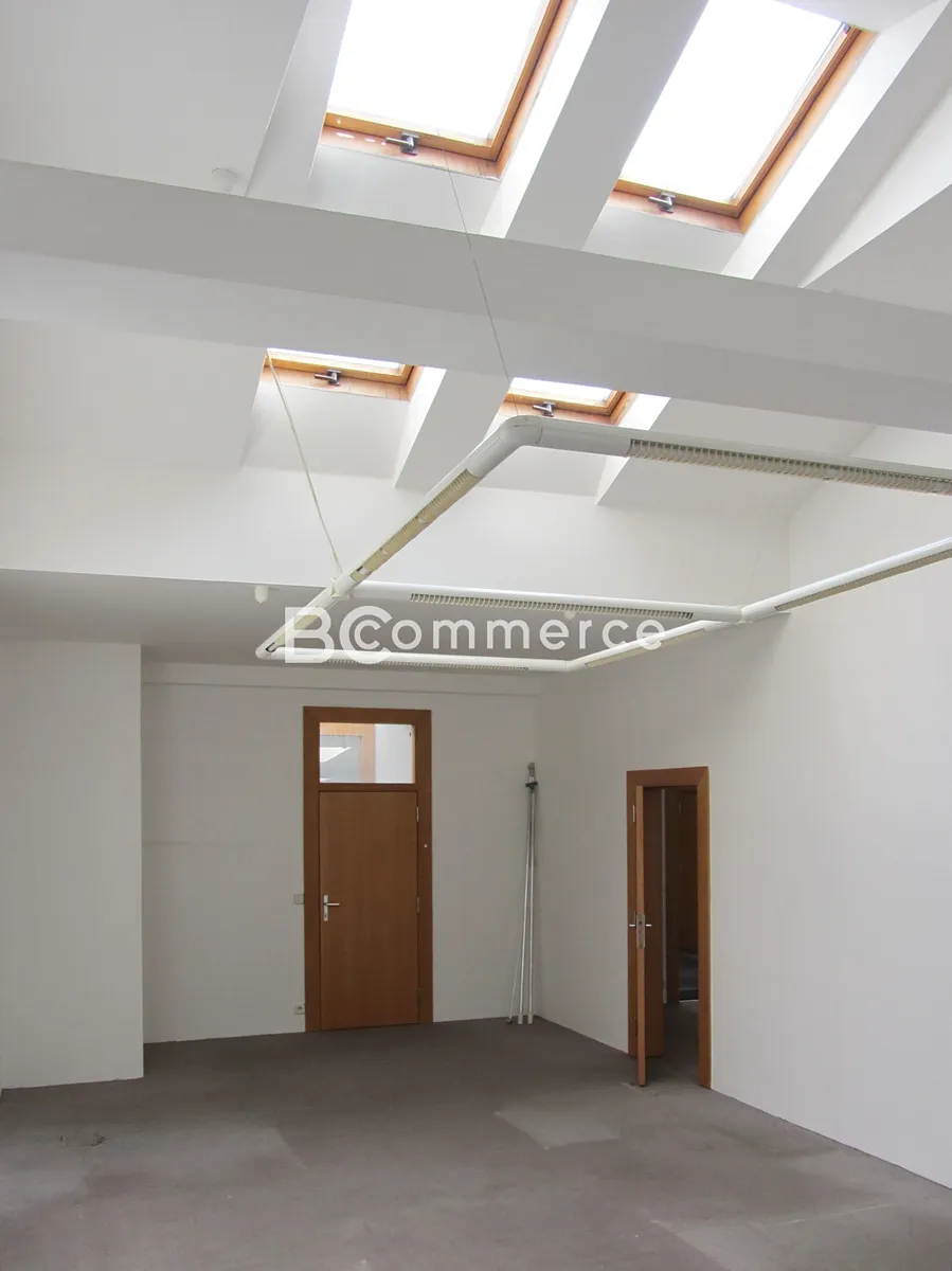 Pronájem kanceláře 61 m²